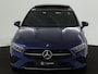 Mercedes-Benz A-klasse 250e Luxury Limousine | Panorama schuifdak | Parkeerpakket met camera | KEYLESS GO | Stoelverwarming | Siegelpakket | Thermotronic clima | Extra USB-poorten | Sfeerverlichting | Draadloos oplaadsysteem voor Smartphone |