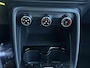 Citroën C3 1.2 Hybrid 110pk Business | Navigatie | Comfort Seats | Airco | DAB | Apple Carlpay/Android Auto | Parkeersensoren | Cruise Control | Draadloze telefoonlader | Full LED | Armsteun |