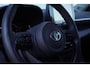 Toyota Yaris 1.5 Hybrid 115 Dymanic+Led+apple-navigatie+camera+parkeer-Hulp+stuur&stoel-verw+16"lmv+adaptive-cruise = NIEUW !