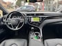 Toyota Camry 2.5 Hybrid Executive | Leer, Stoelverwarming, Elektrische achterklep, Dodehoekherkenning, Parkeersensoren, 18 inch, Keyless
