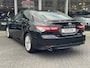 Toyota Camry 2.5 Hybrid Executive | Leer, Stoelverwarming, Elektrische achterklep, Dodehoekherkenning, Parkeersensoren, 18 inch, Keyless