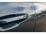 Volvo V60 2.0 B3 R-DESIGN 177PK MILD HYBRID AUTOMAAT 8 | PANORAMISCH SCHUIF/KANTELDAK | PREMIUM AUDIO BY HARMAN KARDON | 19" 5-TRIPPLE SPAAKS BLACK/DIAMAND CUT LICHTMETALEN VELGEN | BLINDSPOT INFOMATION SYSTEM (BLIS) | VERWARMDE VOORRUIT |VERWARMDE AQUABLADE RUITENWISSERBLADEN | PILOT ASSIST | APPLE CARPLAY / ANDROID AUTO | DODEHOEKDETECTIE |  ADAPTIEVE CRUISECONTROL | R-DESIGN BEKLEDING MET NAPPA LEDER I.C.M. OPEN GRID TEXTIEL | ELEKTRISCH VERSTELBARE CONTOUR STOELEN (SPORTSTOELEN) MET GEHEUGEN OP BEIDE VOORSTOELEN |VERWARMDE VOORSTOELEN EN ACHTERBANK | VERWARMD STUURWIEL | PARKEERVERWARMING MET TIMER (STANDKACHEL) | FULL LED KOPLAMPEN | ELEKTRISCH BEDIENBARE ACHTERKLEP | ELEKTRISCH UITKLAPBARE TREKHAAK | 1800 KG TREKGEWICHT! | EXTRA GETINTE RUITEN ACHTER | ZWARTE HEMELBEKLEDING |