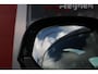 Volvo V60 2.0 B3 R-DESIGN 177PK MILD HYBRID AUTOMAAT 8 | PANORAMISCH SCHUIF/KANTELDAK | PREMIUM AUDIO BY HARMAN KARDON | 19" 5-TRIPPLE SPAAKS BLACK/DIAMAND CUT LICHTMETALEN VELGEN | BLINDSPOT INFOMATION SYSTEM (BLIS) | VERWARMDE VOORRUIT |VERWARMDE AQUABLADE RUITENWISSERBLADEN | PILOT ASSIST | APPLE CARPLAY / ANDROID AUTO | DODEHOEKDETECTIE |  ADAPTIEVE CRUISECONTROL | R-DESIGN BEKLEDING MET NAPPA LEDER I.C.M. OPEN GRID TEXTIEL | ELEKTRISCH VERSTELBARE CONTOUR STOELEN (SPORTSTOELEN) MET GEHEUGEN OP BEIDE VOORSTOELEN |VERWARMDE VOORSTOELEN EN ACHTERBANK | VERWARMD STUURWIEL | PARKEERVERWARMING MET TIMER (STANDKACHEL) | FULL LED KOPLAMPEN | ELEKTRISCH BEDIENBARE ACHTERKLEP | ELEKTRISCH UITKLAPBARE TREKHAAK | 1800 KG TREKGEWICHT! | EXTRA GETINTE RUITEN ACHTER | ZWARTE HEMELBEKLEDING |