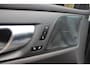 Volvo V60 2.0 B3 R-DESIGN 177PK MILD HYBRID AUTOMAAT 8 | PANORAMISCH SCHUIF/KANTELDAK | PREMIUM AUDIO BY HARMAN KARDON | 19" 5-TRIPPLE SPAAKS BLACK/DIAMAND CUT LICHTMETALEN VELGEN | BLINDSPOT INFOMATION SYSTEM (BLIS) | VERWARMDE VOORRUIT |VERWARMDE AQUABLADE RUITENWISSERBLADEN | PILOT ASSIST | APPLE CARPLAY / ANDROID AUTO | DODEHOEKDETECTIE |  ADAPTIEVE CRUISECONTROL | R-DESIGN BEKLEDING MET NAPPA LEDER I.C.M. OPEN GRID TEXTIEL | ELEKTRISCH VERSTELBARE CONTOUR STOELEN (SPORTSTOELEN) MET GEHEUGEN OP BEIDE VOORSTOELEN |VERWARMDE VOORSTOELEN EN ACHTERBANK | VERWARMD STUURWIEL | PARKEERVERWARMING MET TIMER (STANDKACHEL) | FULL LED KOPLAMPEN | ELEKTRISCH BEDIENBARE ACHTERKLEP | ELEKTRISCH UITKLAPBARE TREKHAAK | 1800 KG TREKGEWICHT! | EXTRA GETINTE RUITEN ACHTER | ZWARTE HEMELBEKLEDING |