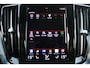 Volvo V60 2.0 B3 R-DESIGN 177PK MILD HYBRID AUTOMAAT 8 | PANORAMISCH SCHUIF/KANTELDAK | PREMIUM AUDIO BY HARMAN KARDON | 19" 5-TRIPPLE SPAAKS BLACK/DIAMAND CUT LICHTMETALEN VELGEN | BLINDSPOT INFOMATION SYSTEM (BLIS) | VERWARMDE VOORRUIT |VERWARMDE AQUABLADE RUITENWISSERBLADEN | PILOT ASSIST | APPLE CARPLAY / ANDROID AUTO | DODEHOEKDETECTIE |  ADAPTIEVE CRUISECONTROL | R-DESIGN BEKLEDING MET NAPPA LEDER I.C.M. OPEN GRID TEXTIEL | ELEKTRISCH VERSTELBARE CONTOUR STOELEN (SPORTSTOELEN) MET GEHEUGEN OP BEIDE VOORSTOELEN |VERWARMDE VOORSTOELEN EN ACHTERBANK | VERWARMD STUURWIEL | PARKEERVERWARMING MET TIMER (STANDKACHEL) | FULL LED KOPLAMPEN | ELEKTRISCH BEDIENBARE ACHTERKLEP | ELEKTRISCH UITKLAPBARE TREKHAAK | 1800 KG TREKGEWICHT! | EXTRA GETINTE RUITEN ACHTER | ZWARTE HEMELBEKLEDING |