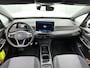 Volkswagen ID.3 Pure Oranje Edition 52 kWh | Stoelverwarming | Steunhaak | Android Auto | Apple Carplay | Parkeersensoren | LED koplampen |