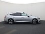 Volkswagen Arteon Shooting Brake 1.4 TSIeHybrid 160kW/218PK R-Line DSG · Panoramadak · Trekhaak · Camera · Apple/Android · Massagefunctie