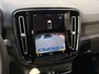 Volvo C40 Recharge Core 69 kWh Panoramadak / Carplay / Camera