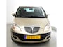 Lancia Musa 1.4-16V Platino Automaat Panoramadak, schuifdak, privacy glas, 4 season banden, airco,