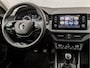 Skoda Scala 1.0 TSI Sportline (FACELIFT, APPLE CARPLAY, GROOT NAVI, CLIMATE, GETINT GLAS, SPORTSTOELEN, LM VELGEN, CRUISE, PARKEERSENSOREN, DAB+, NIEUWSTAAT)