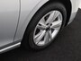 Volkswagen Golf 1.0 TSI Life | Parkeersensoren | Adaptieve cruise control | CarPlay | Sfeerverlichting | Electronic climate control | Lane assist |