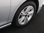 Volkswagen Golf 1.0 TSI Life | Parkeersensoren | Adaptieve cruise control | CarPlay | Sfeerverlichting | Electronic climate control | Lane assist |