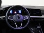 Volkswagen Golf 1.0 TSI Life | Parkeersensoren | Adaptieve cruise control | CarPlay | Sfeerverlichting | Electronic climate control | Lane assist |