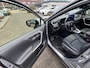 Toyota RAV4 2.5 HYBRID AWD BI-TONE STOELVERW EL-STOEL EL-ACHTERKLEP PARK-SENSOREN 18" LM-VELGEN NAVI APPLE/ANDROID