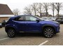 Toyota Yaris Cross HYBRID 115 FIRST EDITION KEYLESS 17'' LM-VELGEN MET ALL SEASONBANDEN CLIMA NAVI APPLE/ANDROID CAMERA NL-AUTO PRIVACY GLASS