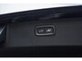 Volvo XC90 2.0 T8 Plug-in hybrid AWD Ultra Dark | 2400 kg trekgewicht! | Trekhaak Elektrisch |  Luchtvering | Bowers & Wilkins Audio | Geventileerde Voorstoelen | Head-Up Display |  Adaptieve Cruise Controle | Panorama dak | Electrische stoelen met memory | Google on Board | Visual Park Assist |