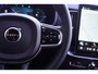 Volvo XC90 2.0 T8 Plug-in hybrid AWD Ultra Dark | 2400 kg Trekgewicht | NIEUWSTE MODEL! | Luchtvering | Bowers & Wilkins Audio | Massagestoelen elektrisch verstelbaar met verkoeling | Panoramadak | Head-up Display | Trekhaak