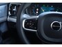 Volvo XC90 2.0 T8 Plug-in hybrid AWD Ultra Dark | 2400 kg Trekgewicht | NIEUWSTE MODEL! | Luchtvering | Bowers & Wilkins Audio | Massagestoelen elektrisch verstelbaar met verkoeling | Panoramadak | Head-up Display | Trekhaak