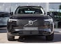 Volvo XC90 2.0 T8 Plug-in hybrid AWD Ultra Dark | 2400 kg Trekgewicht | NIEUWSTE MODEL! | Luchtvering | Bowers & Wilkins Audio | Massagestoelen elektrisch verstelbaar met verkoeling | Panoramadak | Head-up Display | Trekhaak