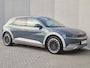 Hyundai Ioniq 5 Connect 73kWh Automaat Fabrieksgarantie tot 07-2027 / 8 jaar Batterijgarantie / 20" Lounge Wielen / Apple Carplay Android Auto / WLTP bereik 451 km / Trekgewicht 1600 kg / Stuur-, Stoel en Achterbankverwarming / Adaptief CC / Elektrische achterklep / Achteruitrijcamera /