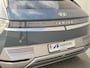 Hyundai Ioniq 5 Connect 73kWh Automaat Fabrieksgarantie tot 07-2027 / 8 jaar Batterijgarantie / 20" Lounge Wielen / Apple Carplay Android Auto / WLTP bereik 451 km / Trekgewicht 1600 kg / Stuur-, Stoel en Achterbankverwarming / Adaptief CC / Elektrische achterklep / Achteruitrijcamera /