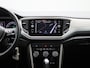 Volkswagen T-Roc 1.5 TSI Style 150 PK | Automaat | Airco | Navigatie | Adaptive Cruise Control | Lane Assist | Parkeersensoren voor- en achter |