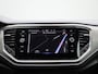Volkswagen T-Roc 1.5 TSI Style 150 PK | Automaat | Airco | Navigatie | Adaptive Cruise Control | Lane Assist | Parkeersensoren voor- en achter |