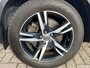 Volvo XC40 2.0 T4 Automaat 190 pk AWD R-Design Navigatie Trekhaak 2000 kg Panoramadak ACC Pilot Assist 360 Camera Vol Leder Elek stoelen Standkachel  Apple Carplay Vol Opties NL Auto 4-WD