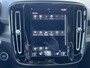 Volvo XC40 2.0 T4 Automaat 190 pk AWD R-Design Navigatie Trekhaak 2000 kg Panoramadak ACC Pilot Assist 360 Camera Vol Leder Elek stoelen Standkachel  Apple Carplay Vol Opties NL Auto 4-WD