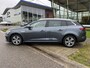 Renault Megane E-Tech Estate 1.6 Plug-In Hybrid 160 PK Intens / Automaat / Camera / Stoelverw. / Keyless / 16'' LMV /