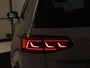 Volkswagen Passat 1.4 TSI PHEV GTE | Stoelverwarming | Massage | Leder/Alcantara | Camera | Carplay | Navigatie | Matrix LED | Adaptive cruise | Climate control | 18'' lichtmetalen velgen