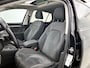 Volkswagen Golf 1.5 eTSI Sport Automaat (PANO, SFEERVERLICHTING, ADAPTIVE CRUISE, STOELVERWARMING, MASSAGE STOELEN, CARPLAY)