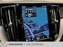 Volvo XC60 2.0 T8 Plug-in hybrid AWD Ultra Black Edition | Luchtvering | Bowers & Wilkins | Head Up | Trekhaak