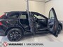 Volvo XC60 2.0 T8 Plug-in hybrid AWD Ultra Black Edition | Luchtvering | Bowers & Wilkins | Head Up | Trekhaak