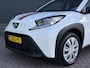 Toyota Aygo X 1.0 VVT-i MT Play / Eerste Eigenaar / Dealer Onderhouden / Navigatie via Apple Carplay & Android Auto / Achteruitrij Camera / Cruise /