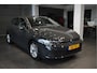 Volkswagen Golf 2.0 TDI DSG Life Apple Carplay clima pdc 16 inch !!