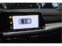 Volkswagen Golf 2.0 TDI DSG Life Apple Carplay clima pdc 16 inch !!