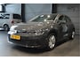 Volkswagen Golf 2.0 TDI DSG Life Apple Carplay clima pdc 16 inch !!