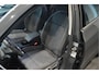 Volkswagen Golf 2.0 TDI DSG Life Apple Carplay clima pdc 16 inch !!