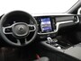 Volvo V60 T6 350pk AWD Plus Dark / Sportstoelen / 360 graden camera / Harman en Kardon audio / Trekhaak / Elektr stoelen / ACC