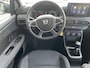 Dacia Sandero 1.0 TCe 90 Comfort / APPLE & ANDROID CARPLAY / CRUISECONTROL / NAVIGATIE / REGEN & LICHT SENSOREN / PARKEERSENSOREN
