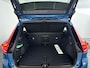 Volvo XC40 B4 Plus Dark | Parkeercamera | Stoel- en Stuurverwarming | Harman Kardon | Trekhaak