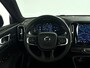 Volvo XC40 B4 Plus Dark | Parkeercamera | Stoel- en Stuurverwarming | Harman Kardon | Trekhaak