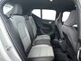 Volvo XC40 B4 Plus Dark | Parkeercamera | Stoel- en Stuurverwarming | Harman Kardon | Trekhaak