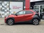 Toyota Aygo X PULSE AUTOMAAT APPLE/ANDROID AD-CRUISE CAMERA 17"LMV AIRCO STUURWIEL-BEDIENING PRIVACY-GLASS