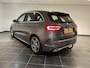 Mercedes-Benz B-klasse 200 Business Solution AMG | Trekhaak | Stoelverwarming | Navigatie | Achteruitrijcamera