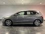 Mercedes-Benz B-klasse 200 Business Solution AMG | Trekhaak | Stoelverwarming | Navigatie | Achteruitrijcamera