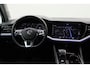 Volkswagen Touareg 3.0 TDI R-Line Automaat Luchtvering, Softclose, Leer, Head-Up, Memory, Stoelventilatie, 20"