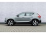 Volvo XC40 B4 Plus Dark Aut | Trekhaak 2000 kg | All-seasonbanden | BLIS | Adaptive Cruis control | 19" Wielen | Verw.voorstoelen | Verw. voorruit | Parkeercamera |