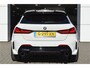 BMW 1-Serie 118i M Sport | NL Auto! | Kuipstoelen | 19"LMV | Carplay | Dubbele uitlaat | Virtual cockpit | Stoelverwarming | NL auto
